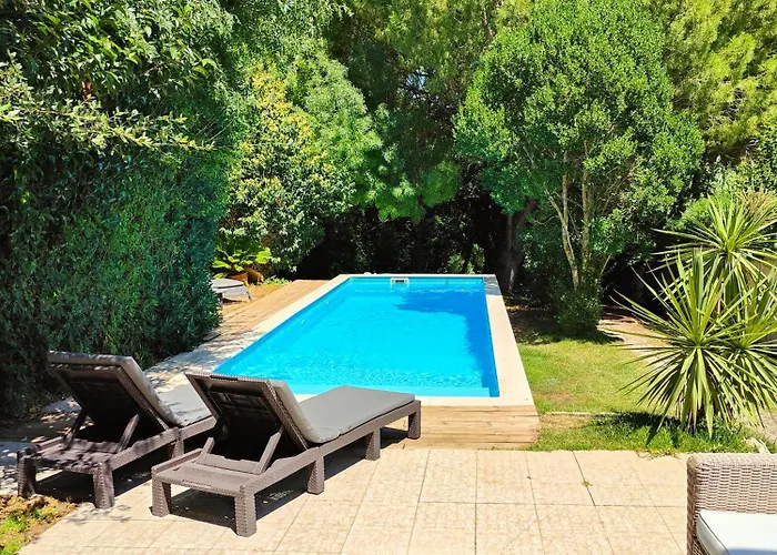 Dom wakacyjny & Nature With Amazing Pool By Timecooler *