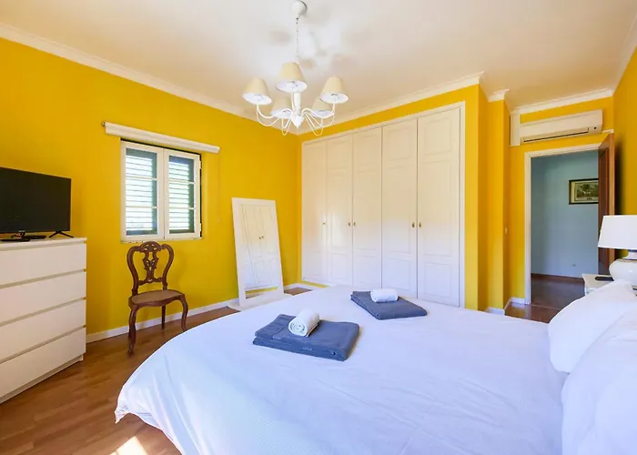 Casa de Férias & Nature With Amazing Pool By Timecooler