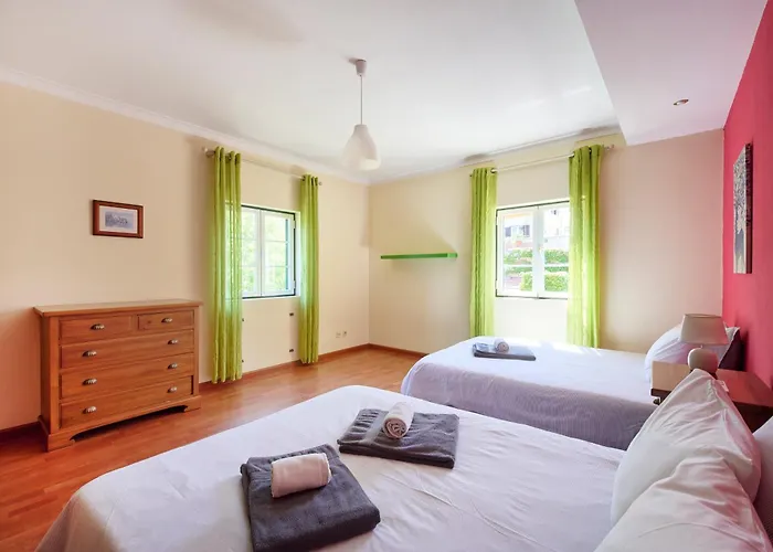 & Nature With Amazing Pool By Timecooler * Setúbal